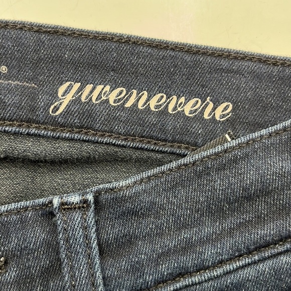 7 For All Mankind Gwenevere Mid Rise Size 25 - Picture 11 of 16